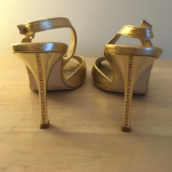 J Renee Mechele Gold Metallic heels - Picture 3 of 4