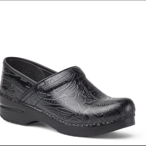 Dansko Shoes Black Tooled Dansko Shoes Black Tooled