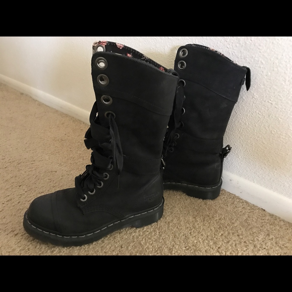 Dr. Martens Triumph 1914 W Boot Black leather