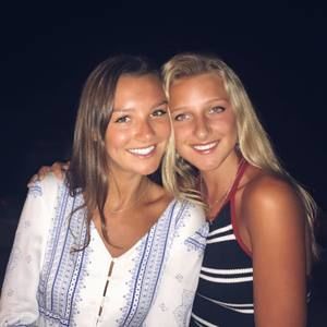 Meet your Posher, Sloane