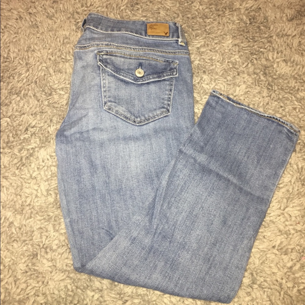 Ripped ankle jeans
