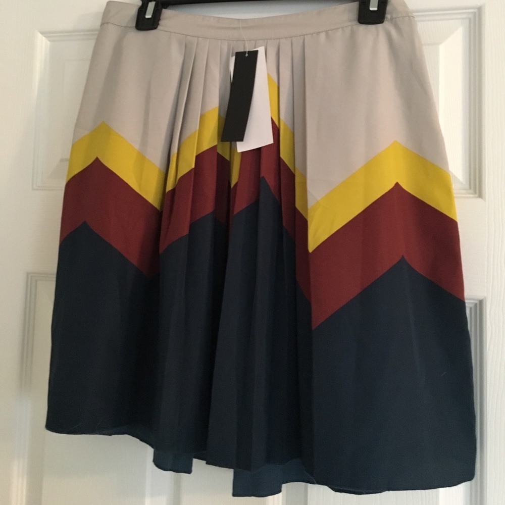 Never Worn Kenneth Cole Chevron Skirt-tags on!