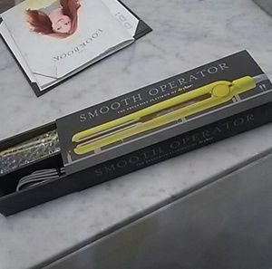 Drybar Flatiron
