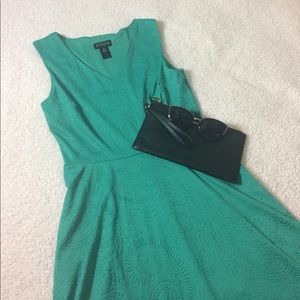 Cute patterned Green dress Fit & Flare EUC Sz 12