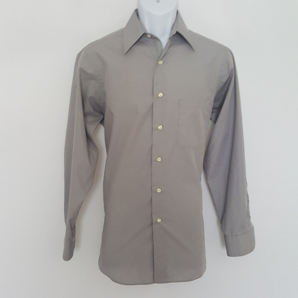 VanHeusen Light Gray Longsleeves Mens Shirt Sz S