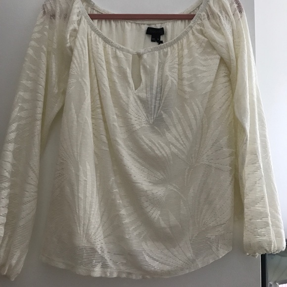 NWT ivory patterned off the shoulder blouse - Picture 1 of 5