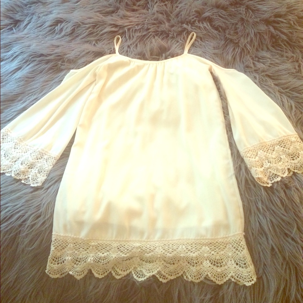 Adorable cream colored dress with bell sleeves