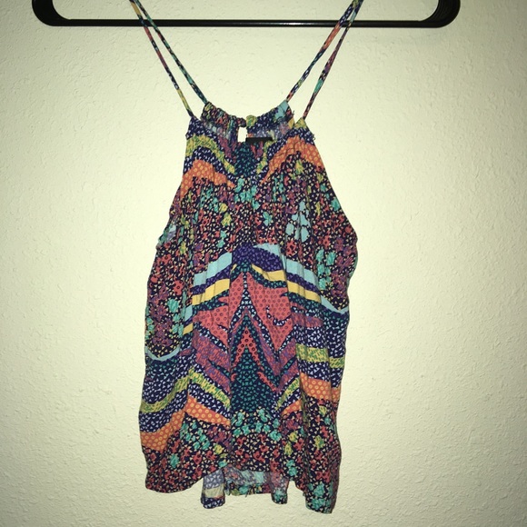 Super cute multicolor Wet Seal top - Picture 2 of 5