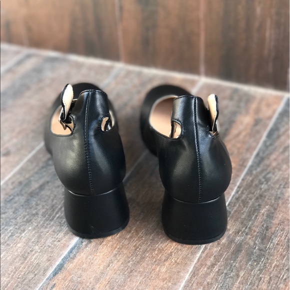 Ankle Wrap Chunky Heel Mary Jane Pump - Picture 4 of 6