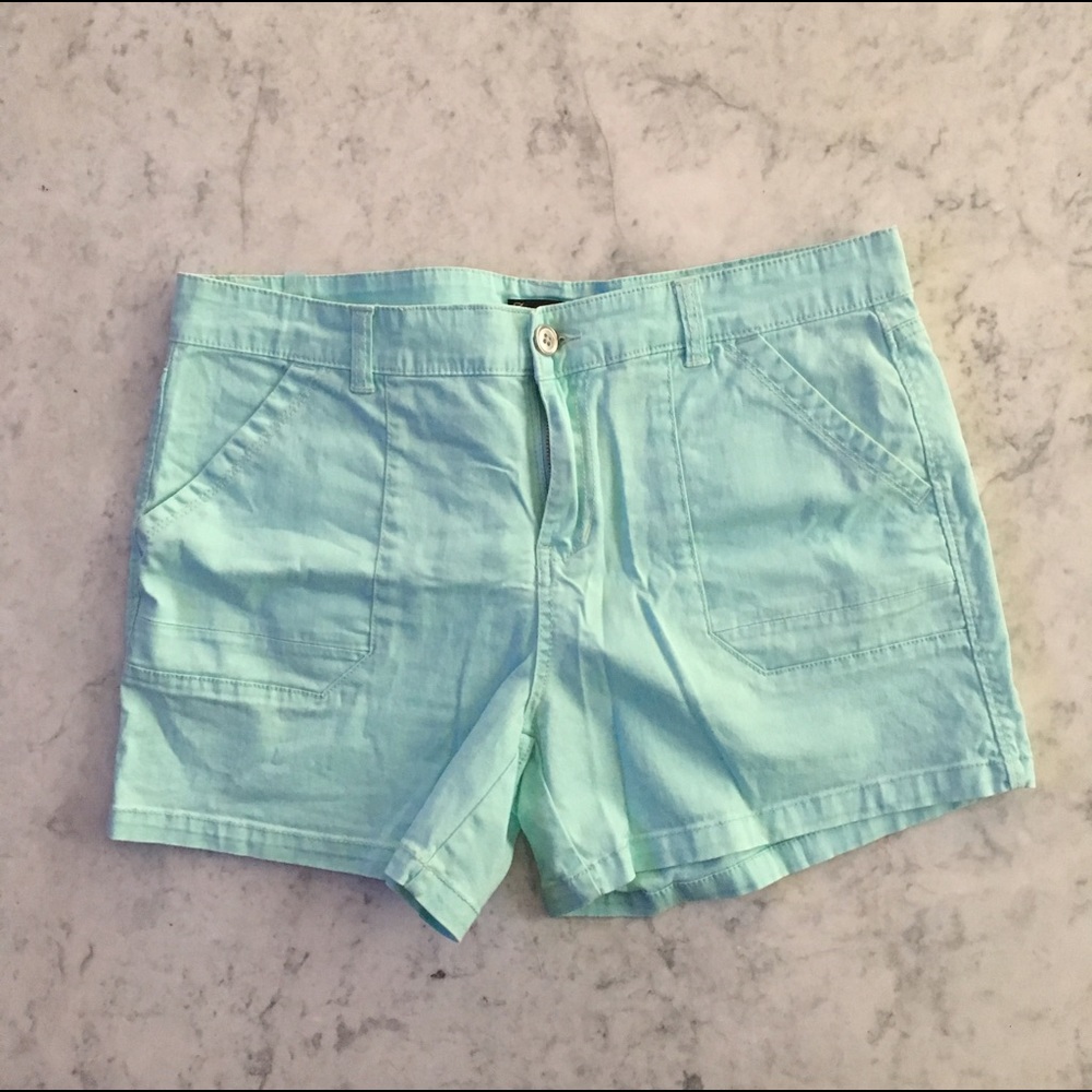 Aqua EUC shorts