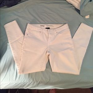 White Ankle Jeggings