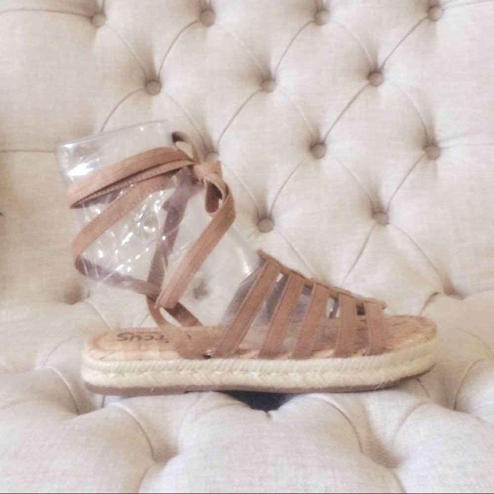 New❤️Circus by sam edelman espadrille beige - Picture 2 of 7
