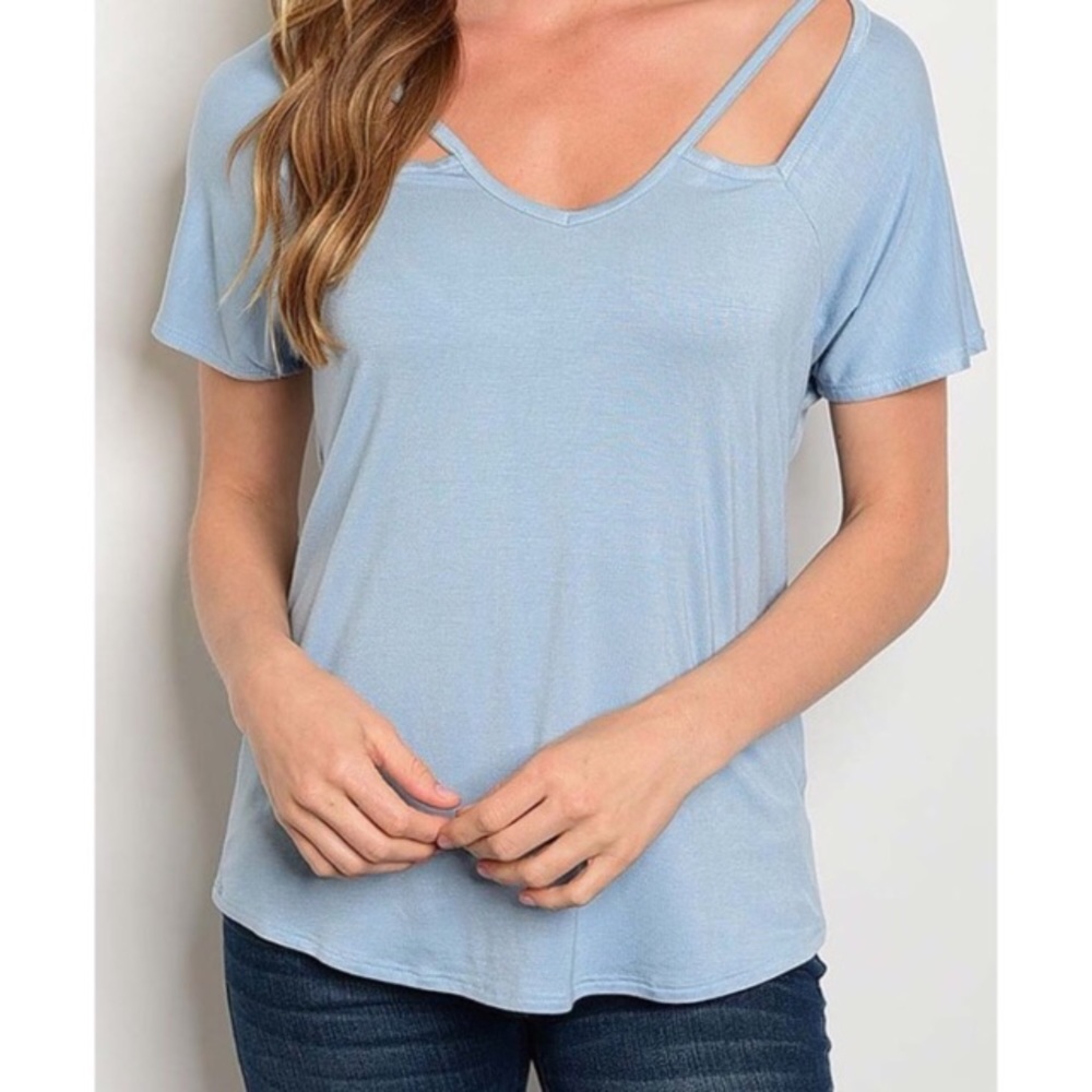 The Chic Petunia Cute cut out top! s m L blue