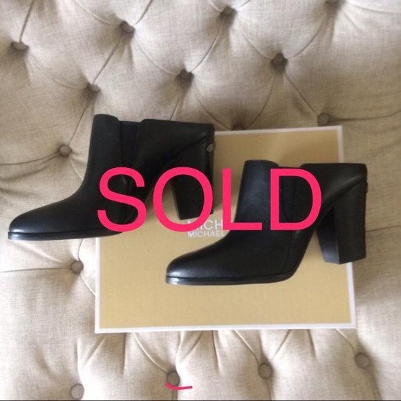 MICHAEL Michael Kors Shoes - Michael kors braden leather mule