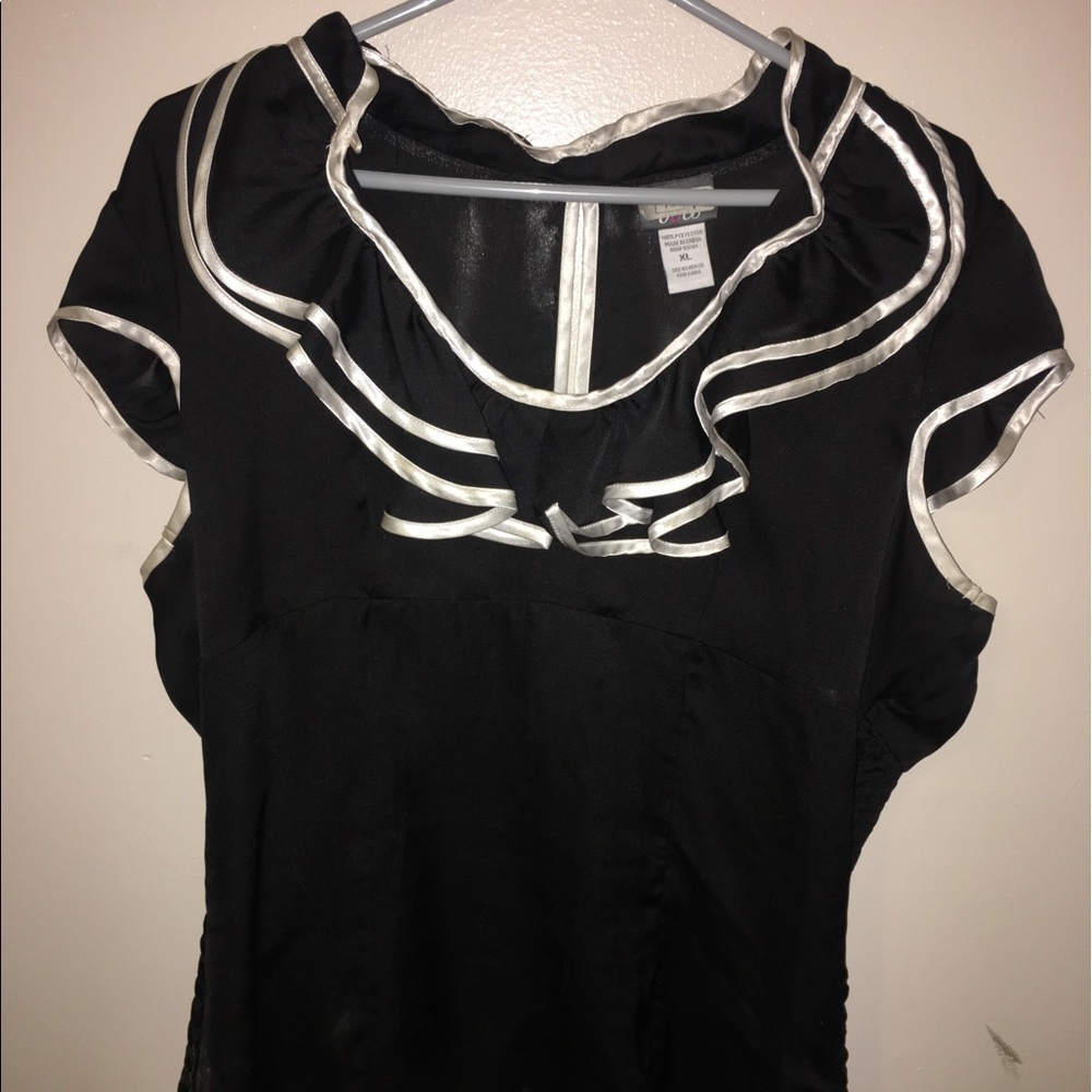 Women's Top