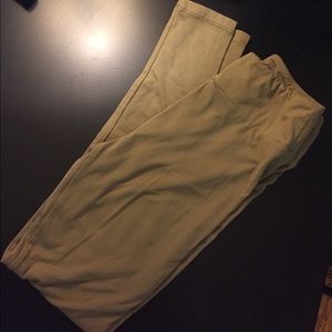 Lularoe Leggings - Solid Olive Green