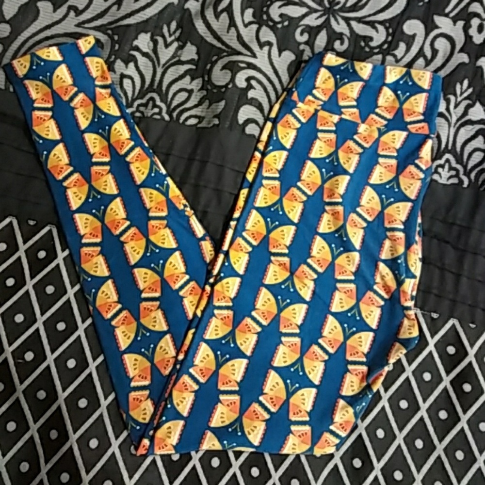 OS lularoe butterfly leggings