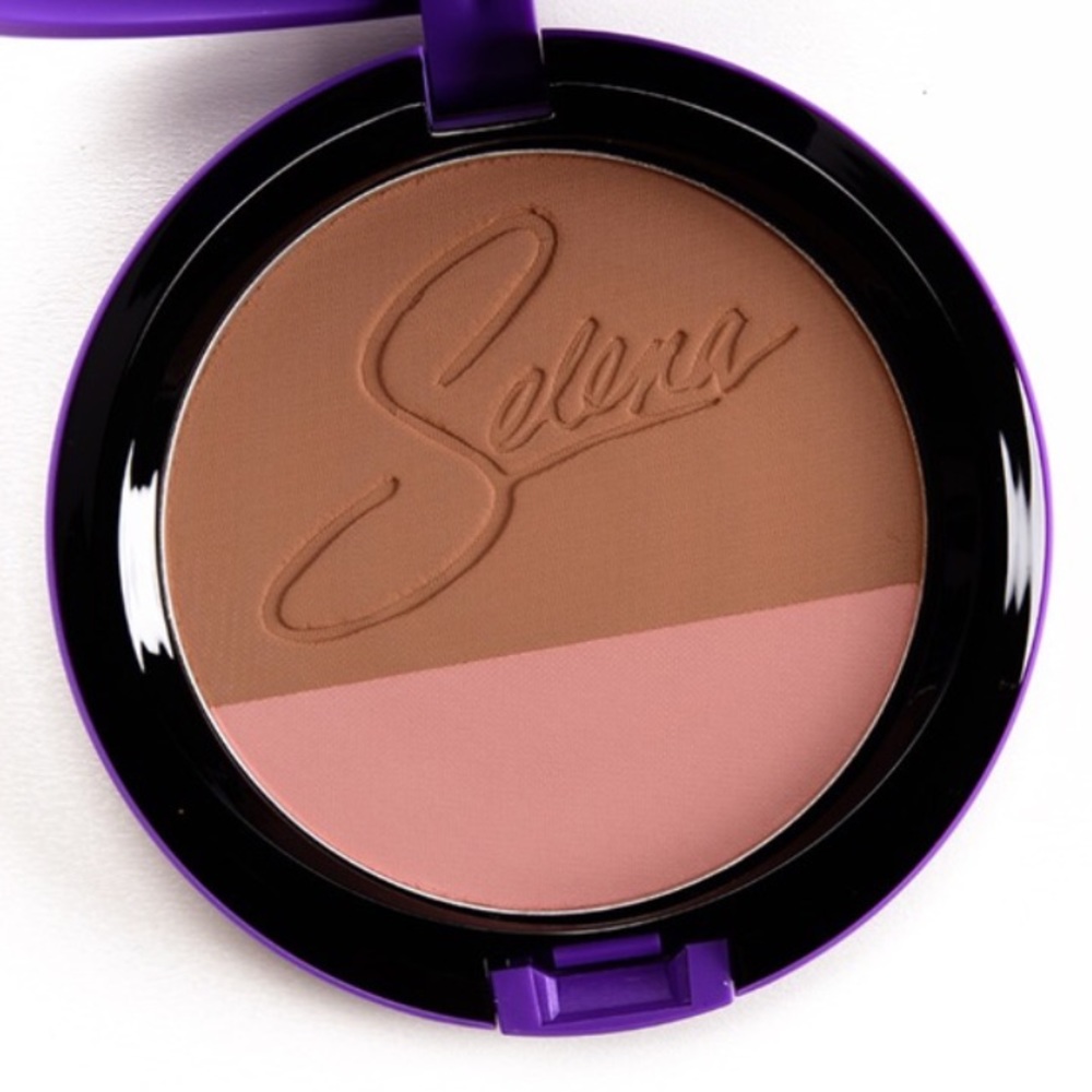 Authentic rare Mac Selena bronzer blush duo - Picture 5 of 5