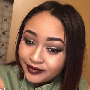 Meet your Posher, Celeste