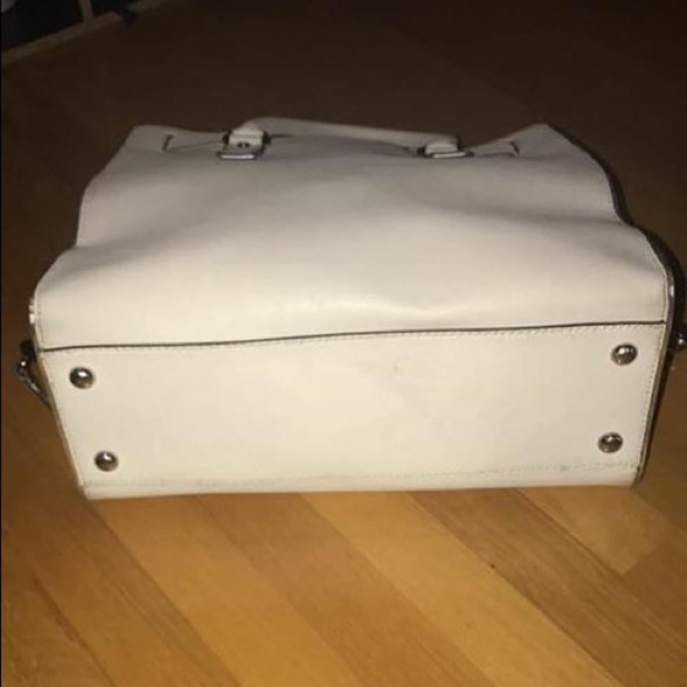Michael Kors Purse - Picture 5 of 6