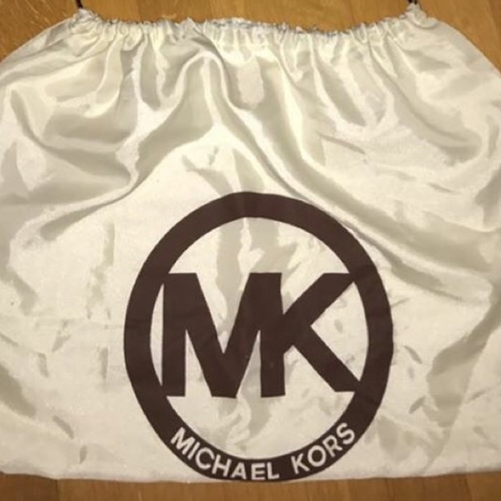 Michael Kors Purse - Picture 6 of 6