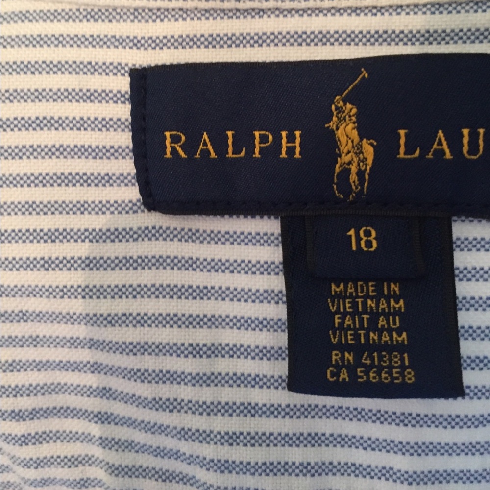 Button up - Picture 3 of 3