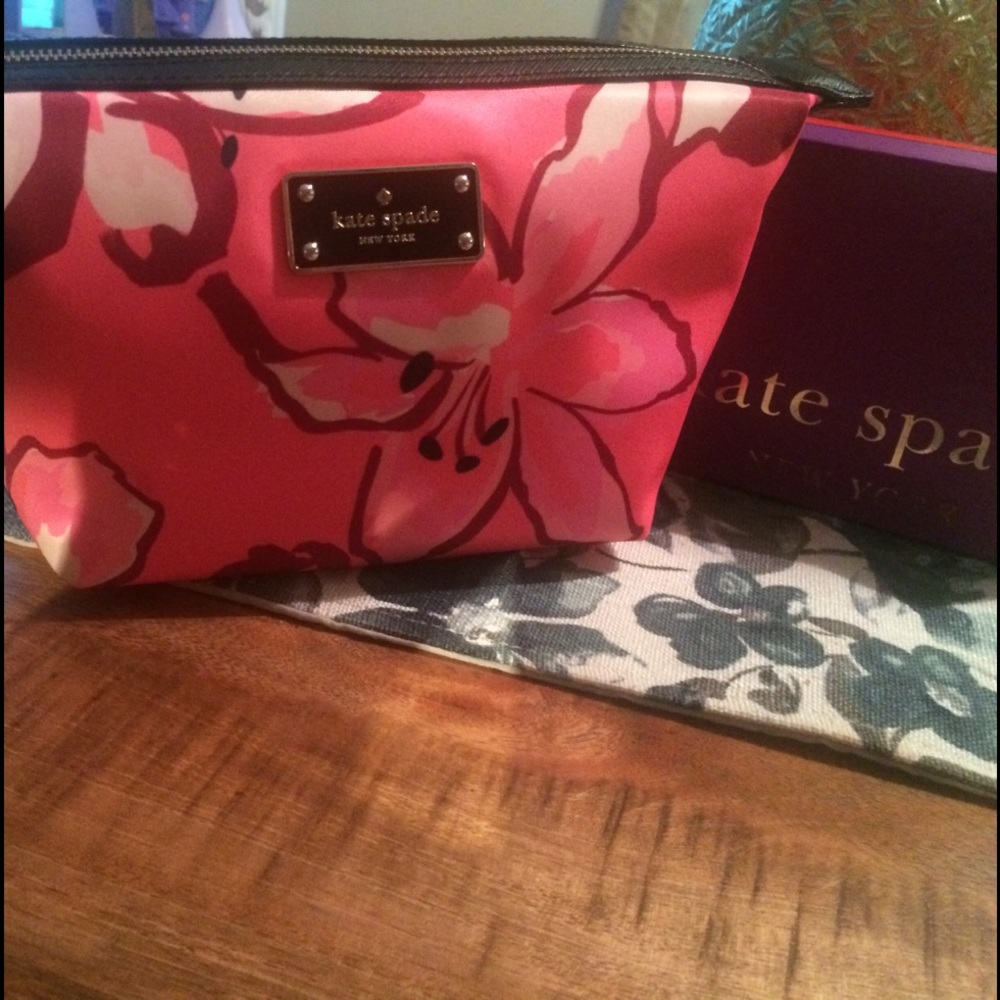 SOLD*****Kate spade cosmetic bag