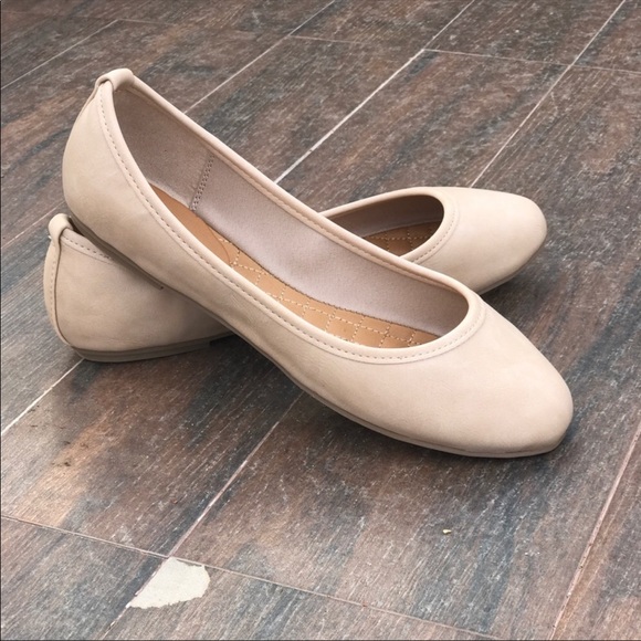 Nude Ballerina Ballet Flat - Picture 5 of 5
