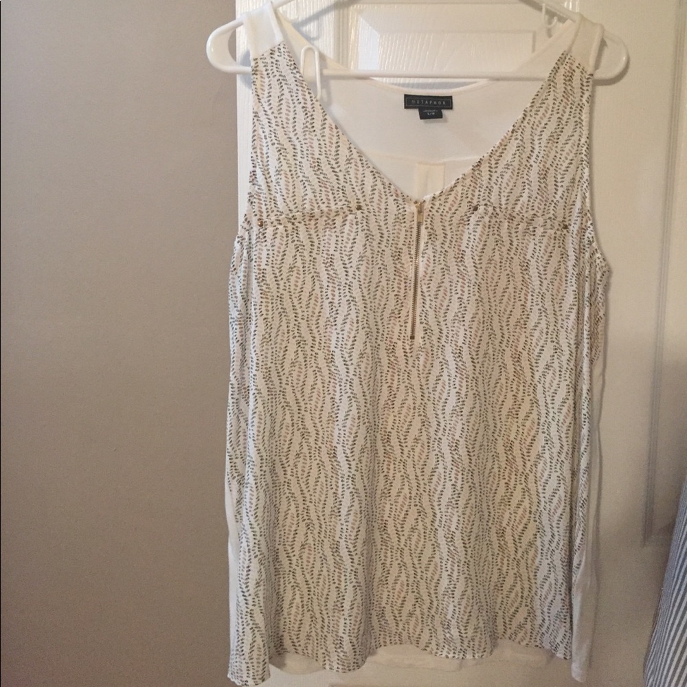 White patterned top!