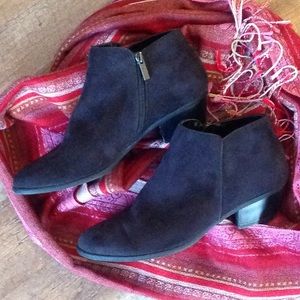 Madeline short bootie