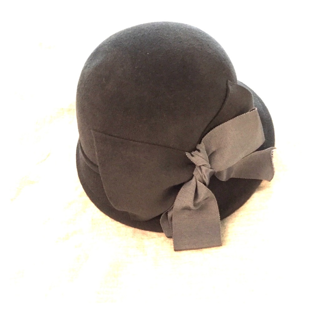 Ladies Grey Hat
