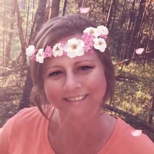 Meet your Posher, Debbie