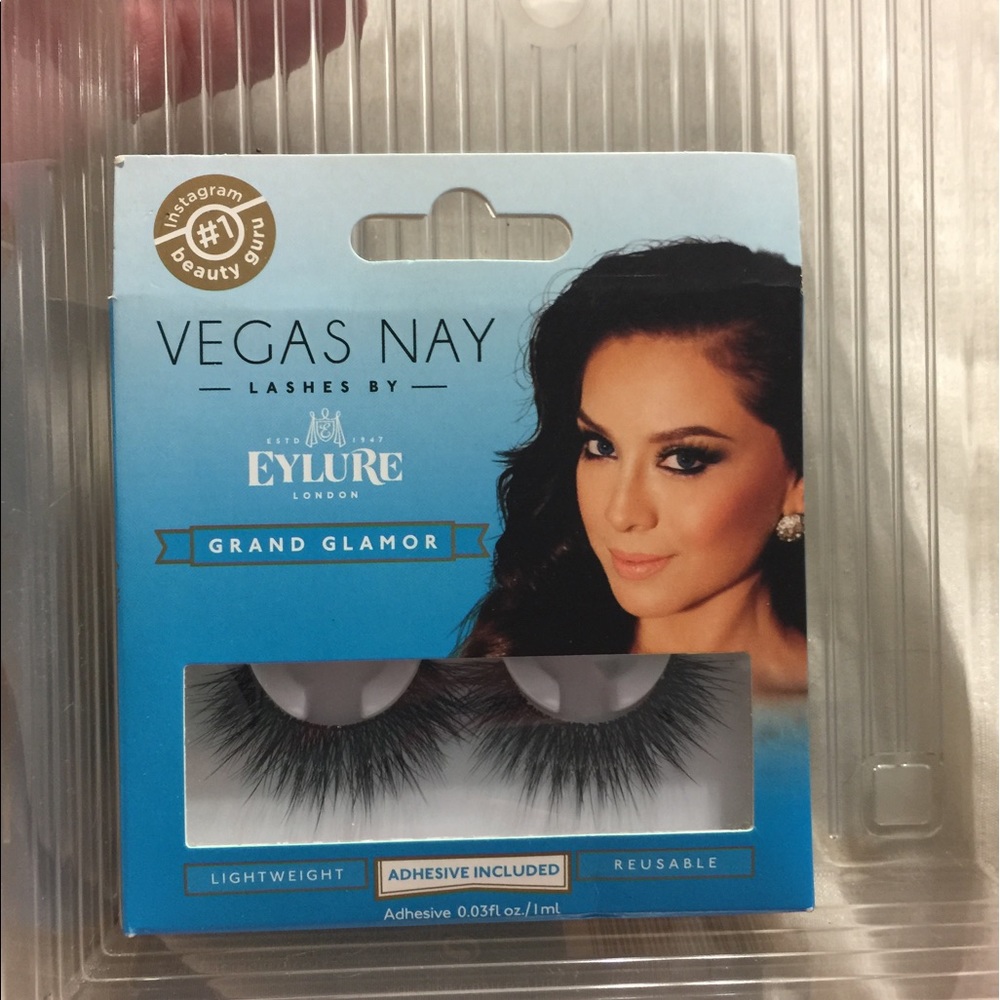 Vegas Nay Falsies