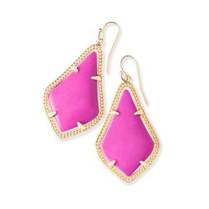 Kendra Scott earrings!