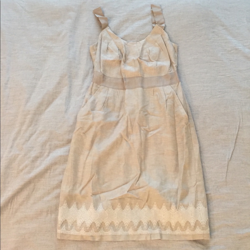 BR linen dress