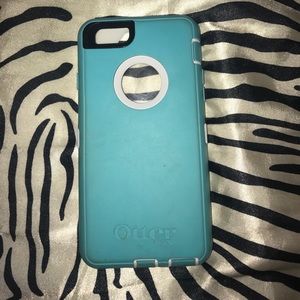 Blue and white otter box iPhone 6s case!