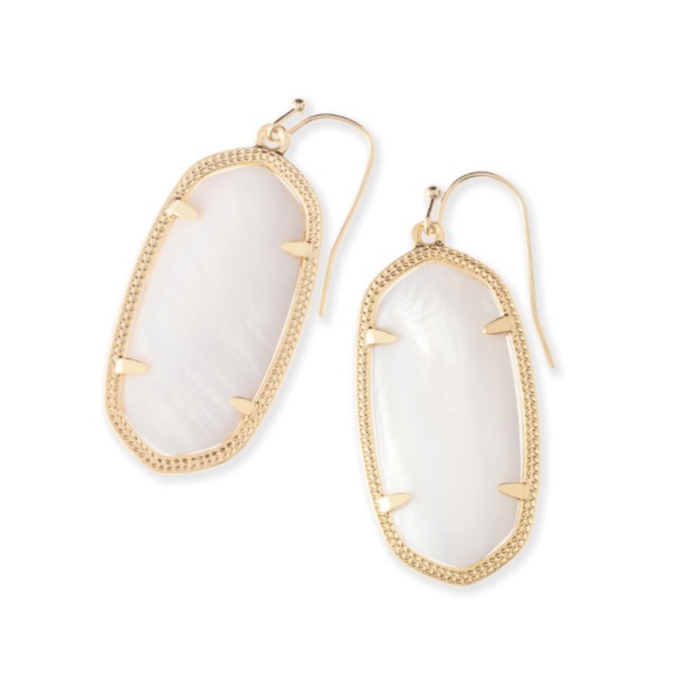 Kendra Scott earrings!