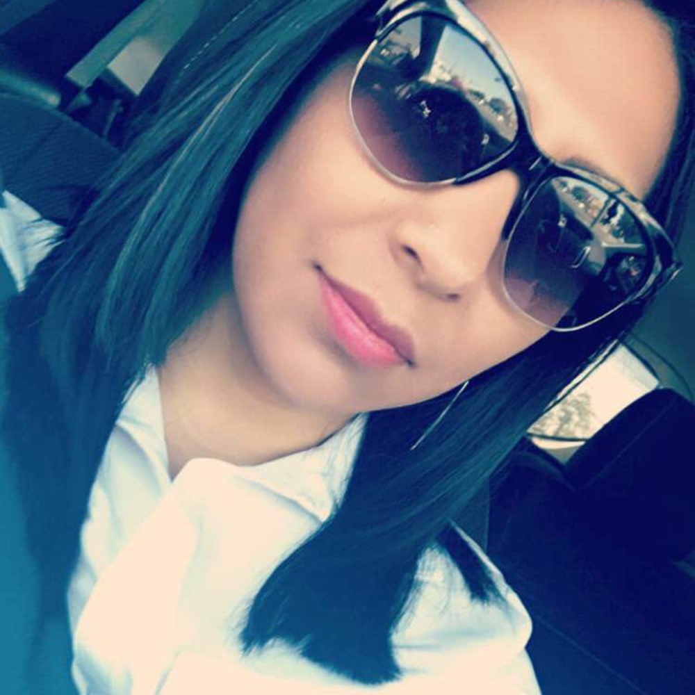 Meet your Posher, Beatriz