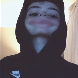 Meet your Posher, Eduardo