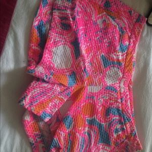 Lilly Pulitzer 4 inch shorts
