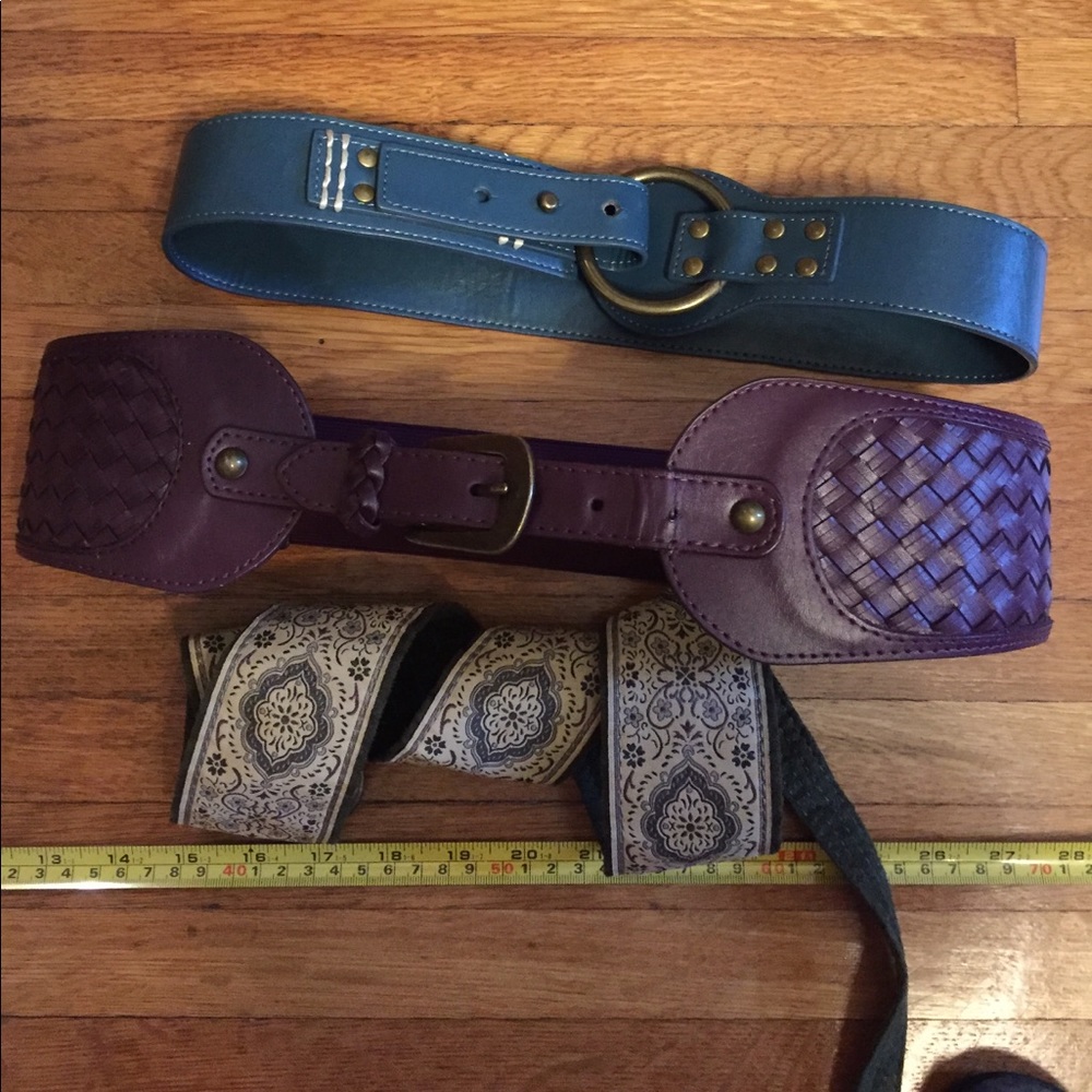 Lot of 3 belts