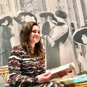 Meet your Posher, Yelena