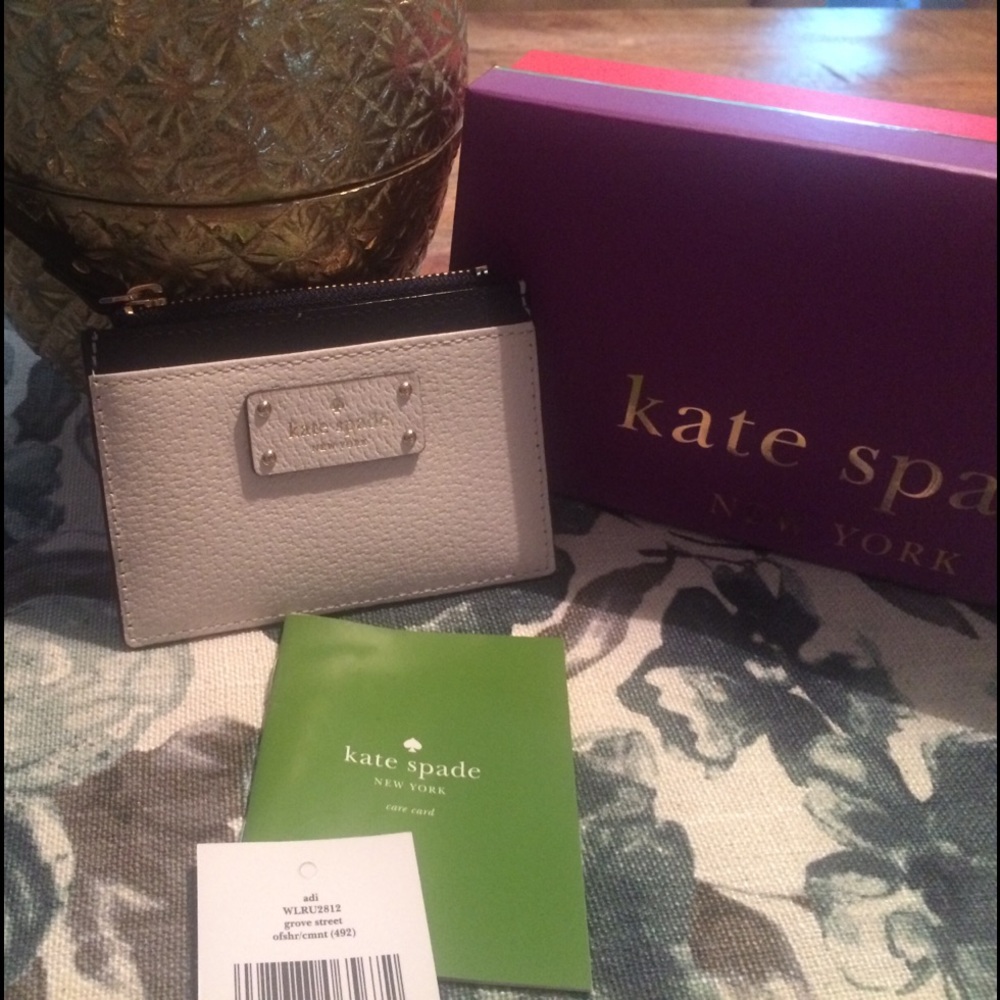 Coin wallet authentic with tag