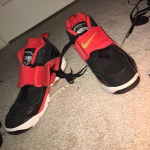 Nike Air Diamond Turf.  Suede. Size 10.5 Mens.