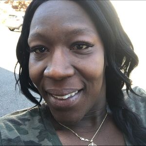 Meet your Posher, Sheila