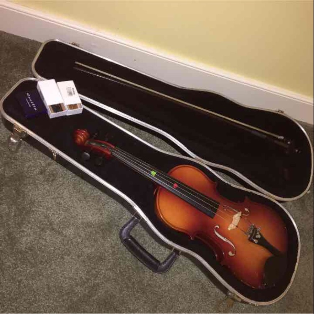 Size 3/4 violin
