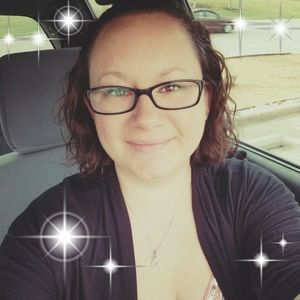 Meet your Posher, Stacy