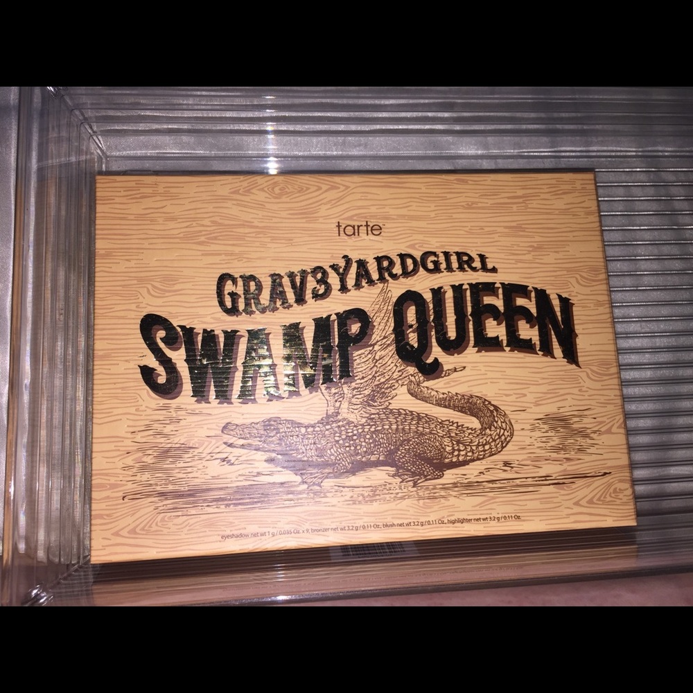 Graveyard girls swamp queen pallet