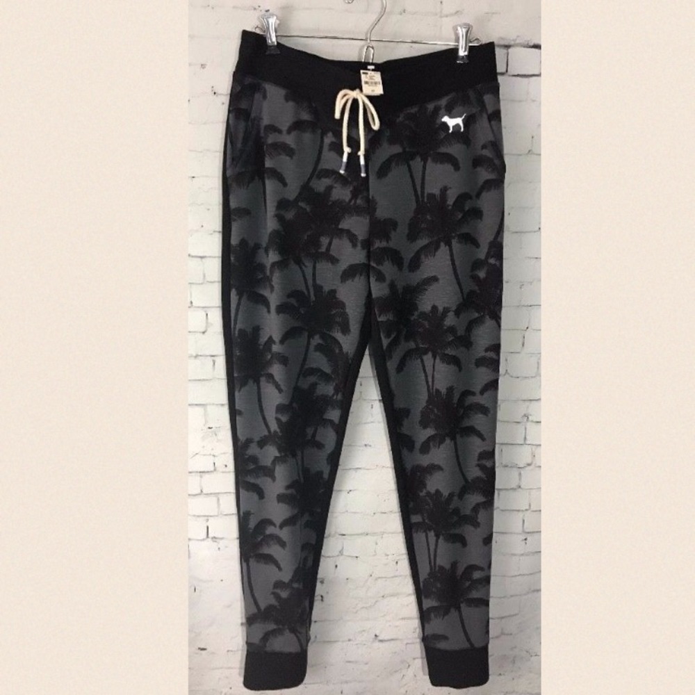 PINK Victoria's Secret Classic Jogger Pants - Picture 2 of 4