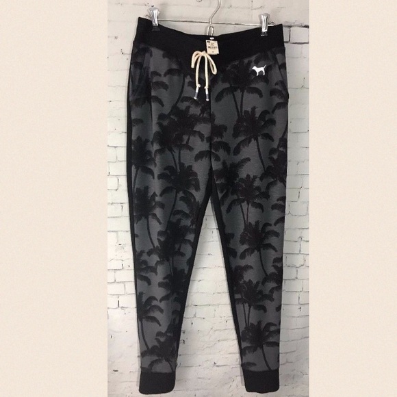 PINK Victoria's Secret Classic Jogger Pants - Picture 2 of 4